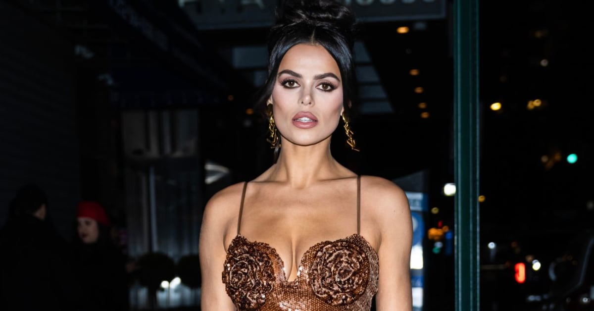 Brooks Nader Flaunts Toned And Tan Body In Itty Bitty Hot Pink Bikini
