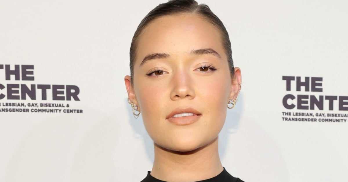 Olivia Ponton Flaunts Toned Abs In String Bikini Low Waisted Jorts And Body Chains Sports