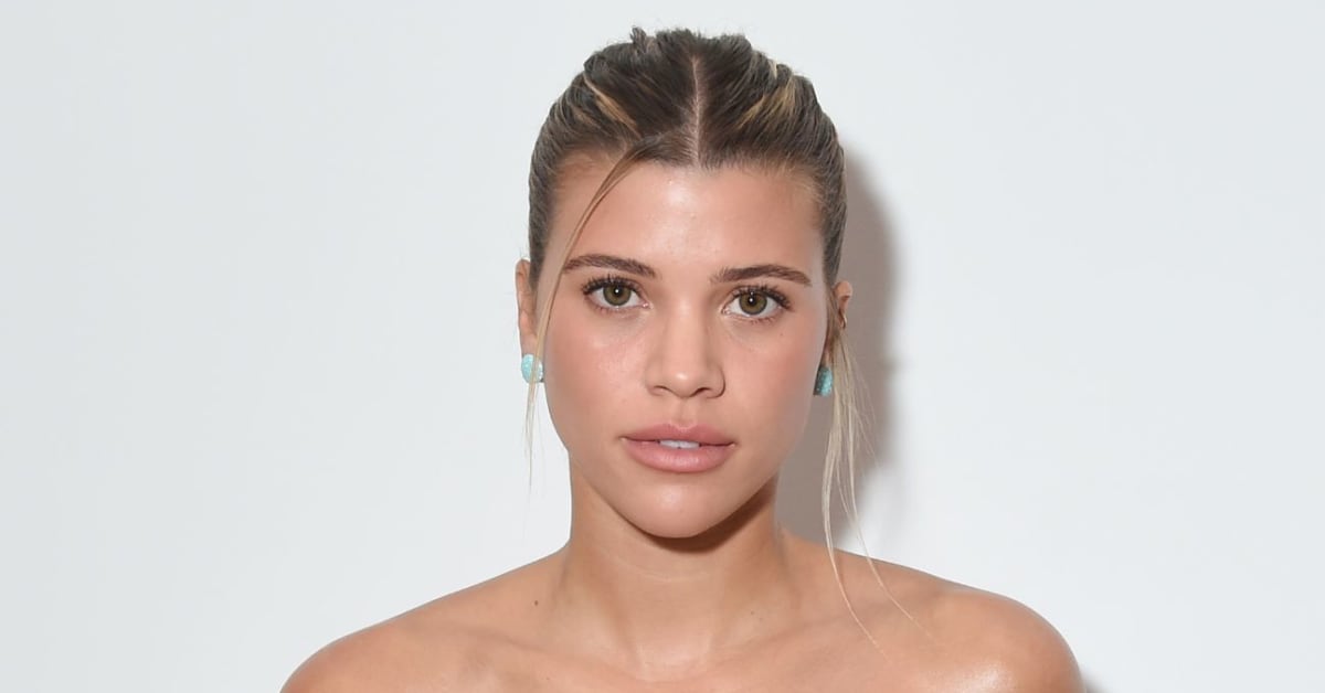 Sofia Richies Honey Blonde Layered Locks And Dewy Fresh Glam Are The