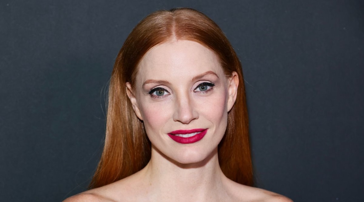 Jessica Chastain Looks Like Royalty in Lacy Blue Chanel Gown