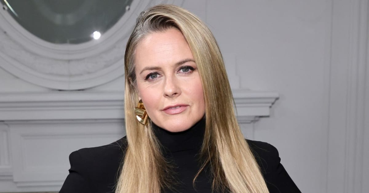 Alicia Silverstone Returns As Cher From ‘clueless For Super Bowl Commercial Sports 0116