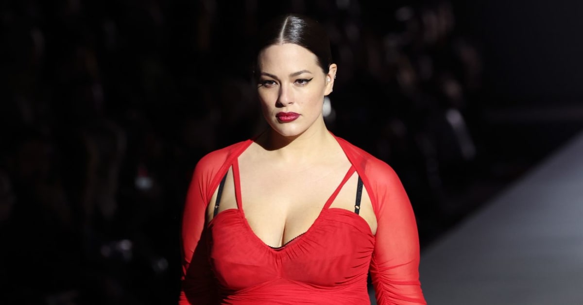 Feben: Ashley Graham shuts down the label's Fall/Winter 2024 show,  supported by Dolce & Gabbana