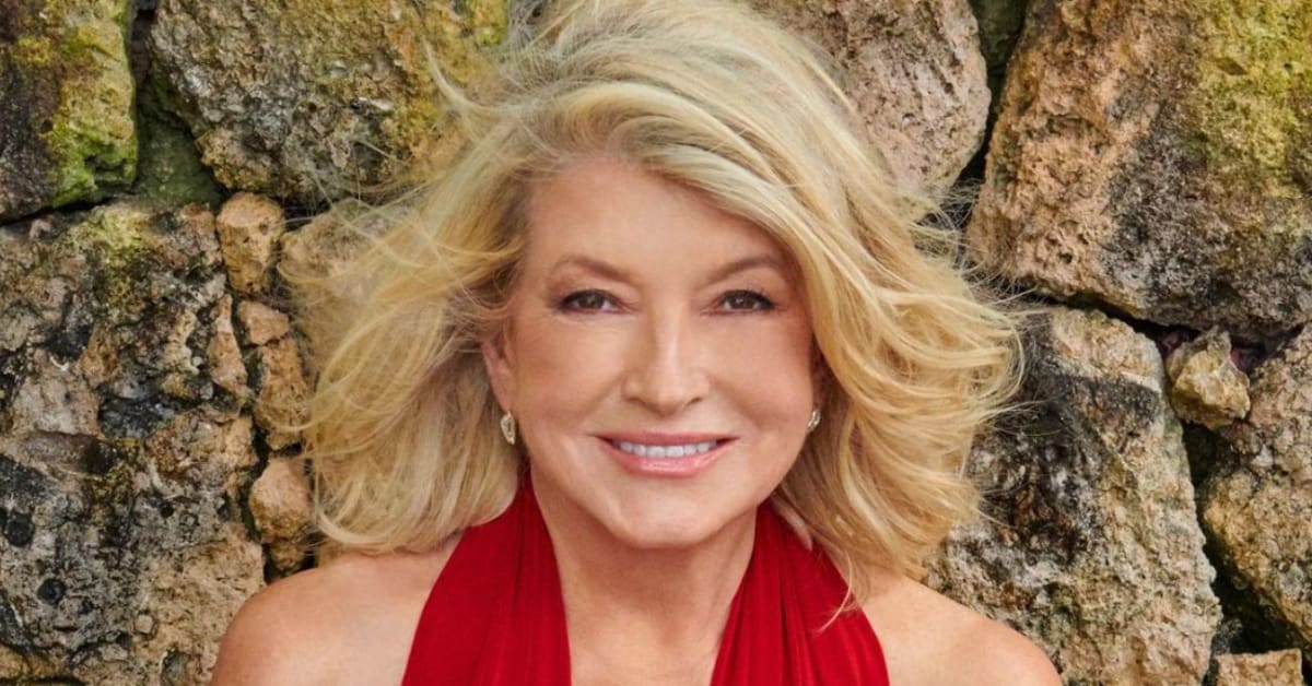 Martha Stewart Is a 2023 SI Swimsuit Issue Cover Model - Sports ...