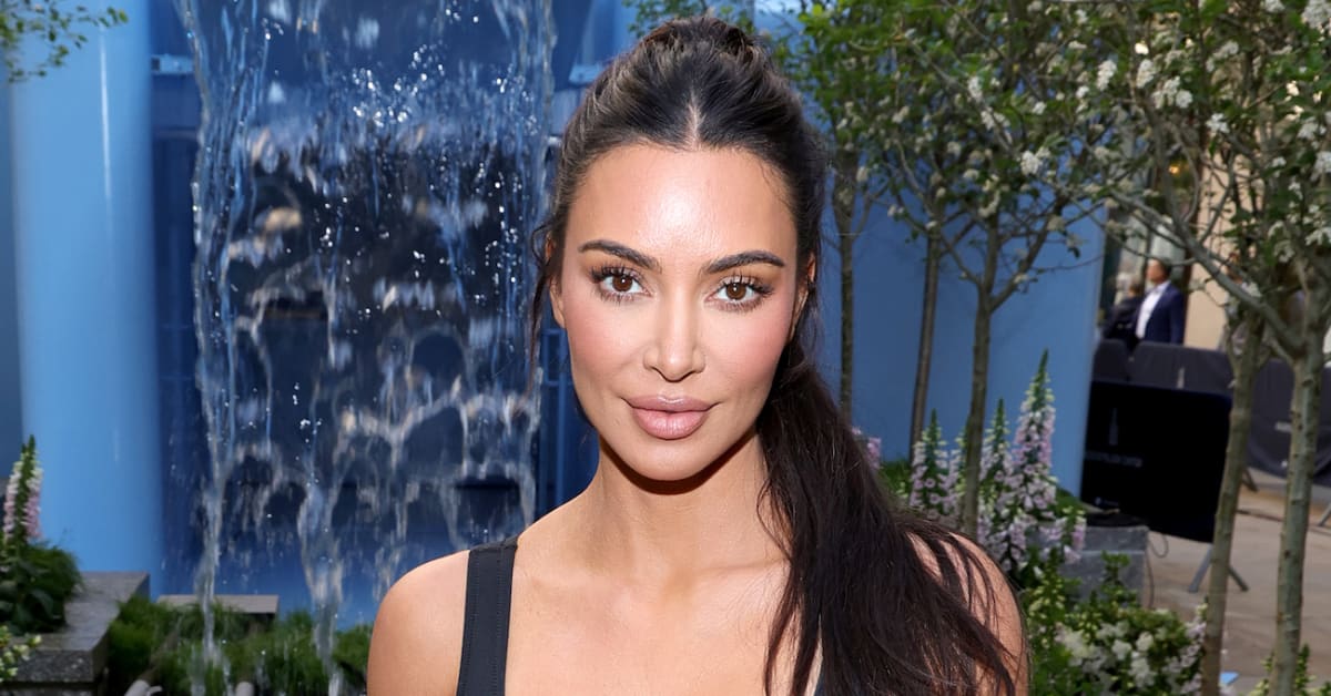 WornOnTV: Kim's gray turtleneck bodysuit on The Kardashians