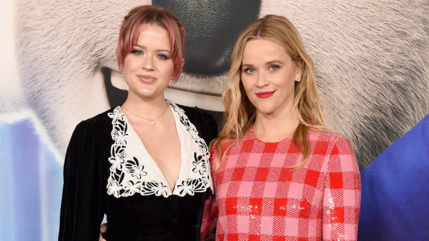 Ava Phillippe and Reese Witherspoon.