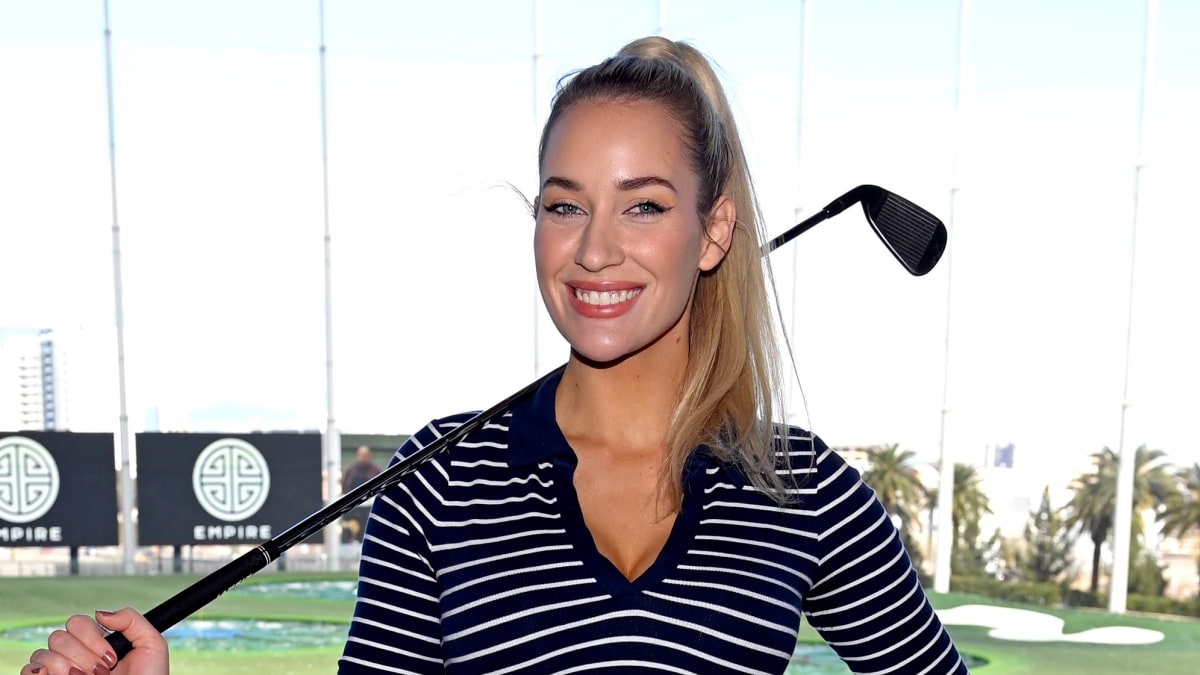 Paige Spiranac drops sexy 'golf girl outfits' pictures for her fans