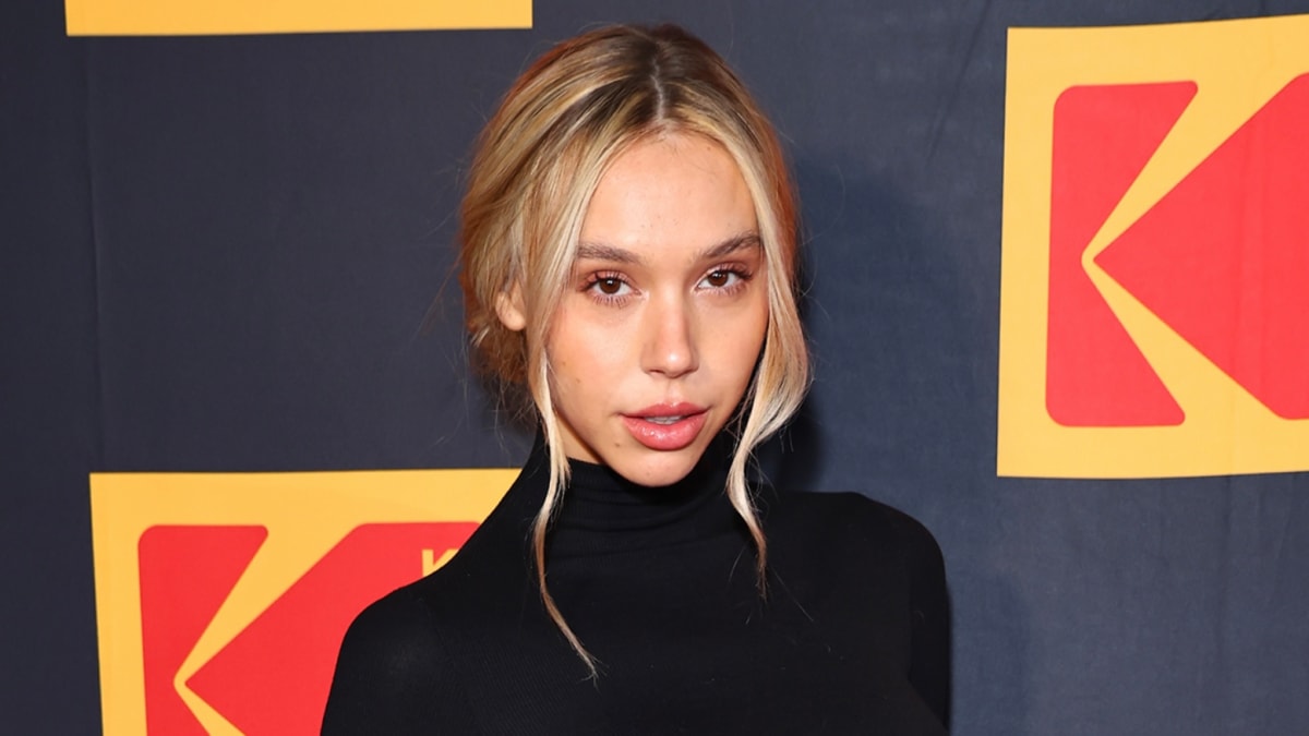 Alexis.blond alter