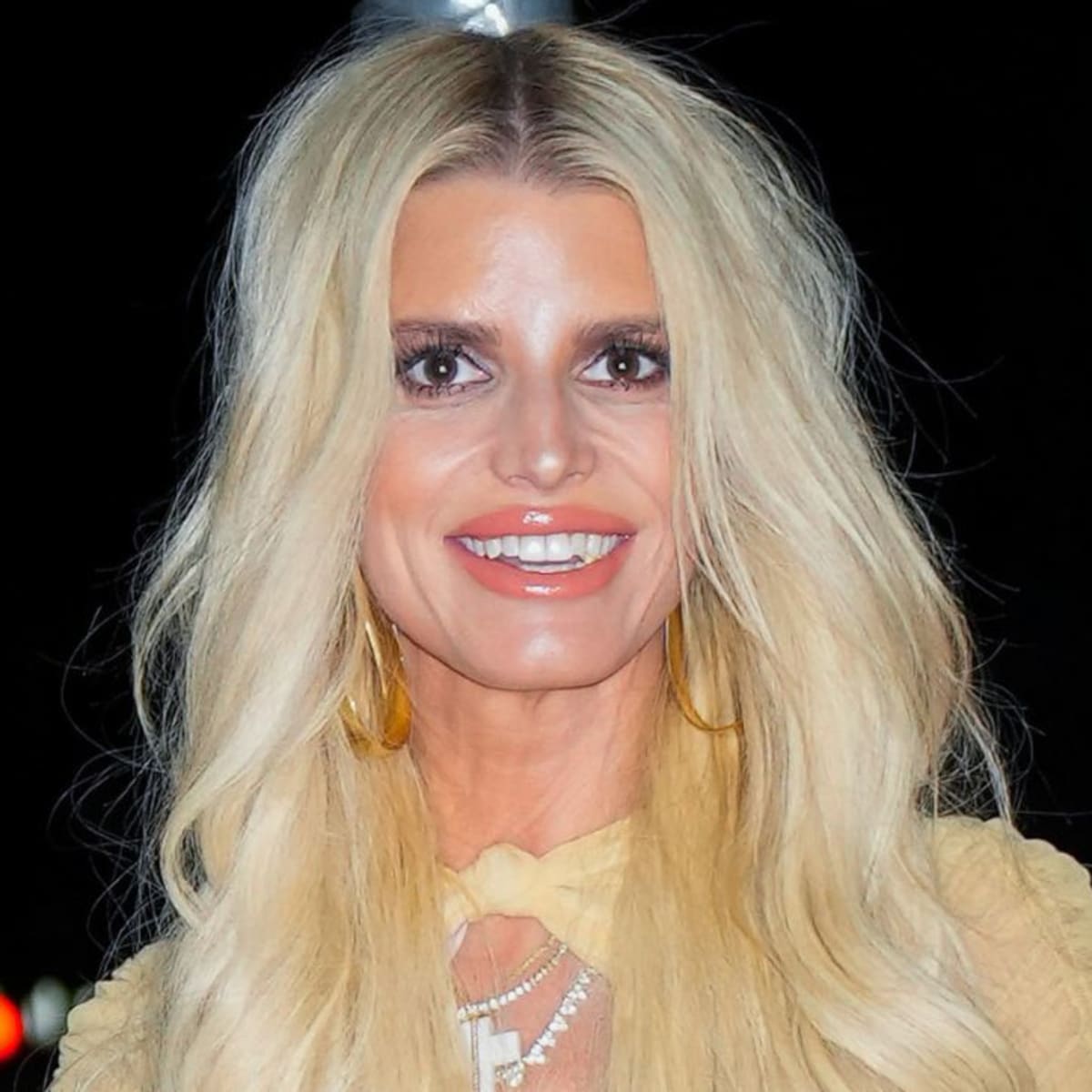 Jessica Simpson Speaks Out on How Filters Are Distorting Beauty Standards  Today - Sports Illustrated Lifestyle