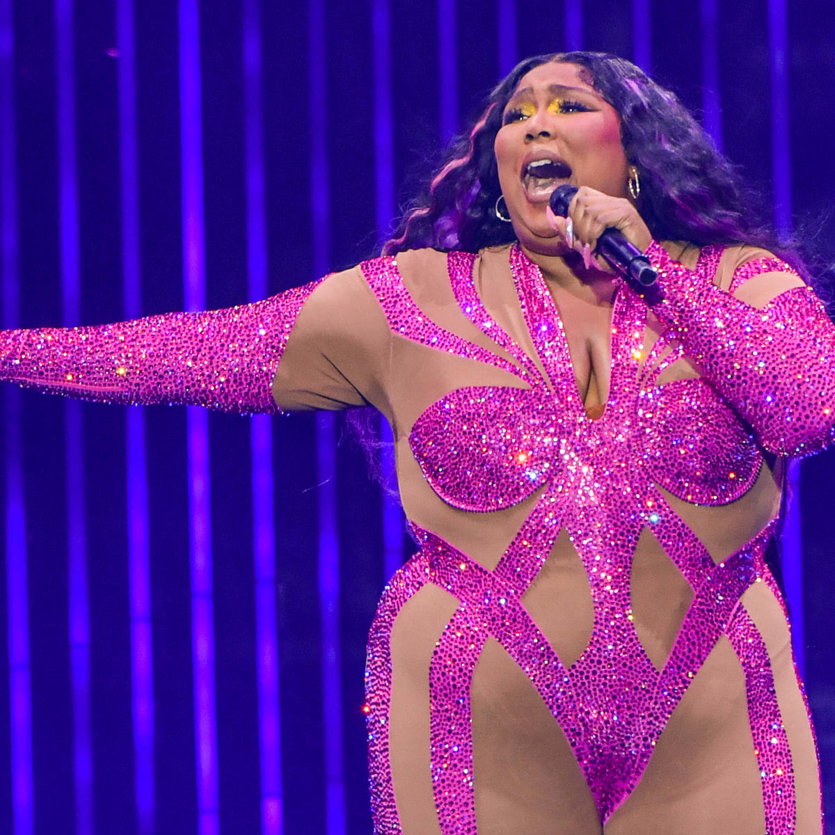 Lizzo Explains Why Her Outfits Are 'Political and Feminist' - Sports  Illustrated Lifestyle