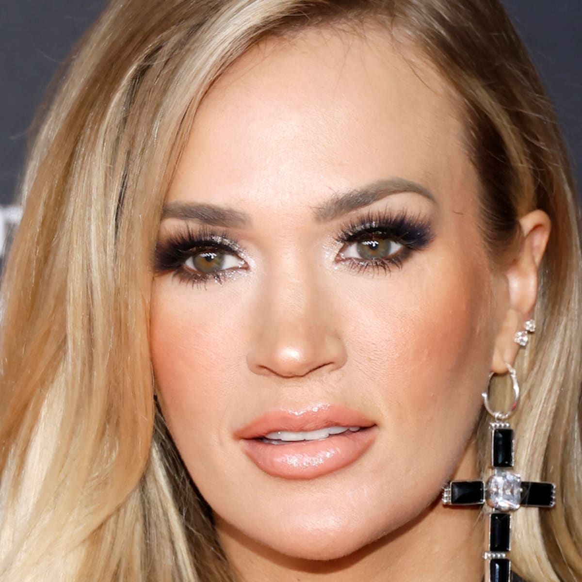 Fans Can't Get Over Carrie Underwood's Ultra-Toned Legs in Latest