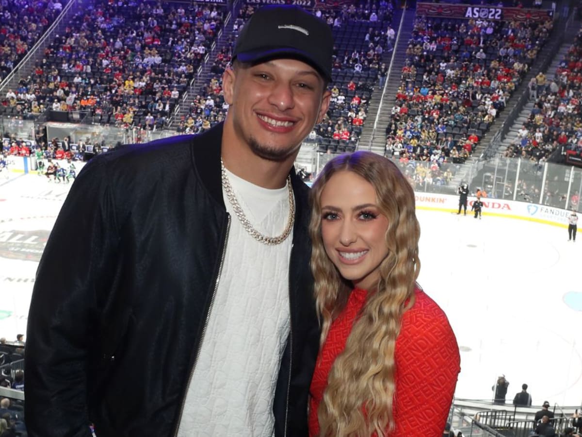 Chiefs quarterback Patrick Mahomes, wife Brittany welcome baby boy