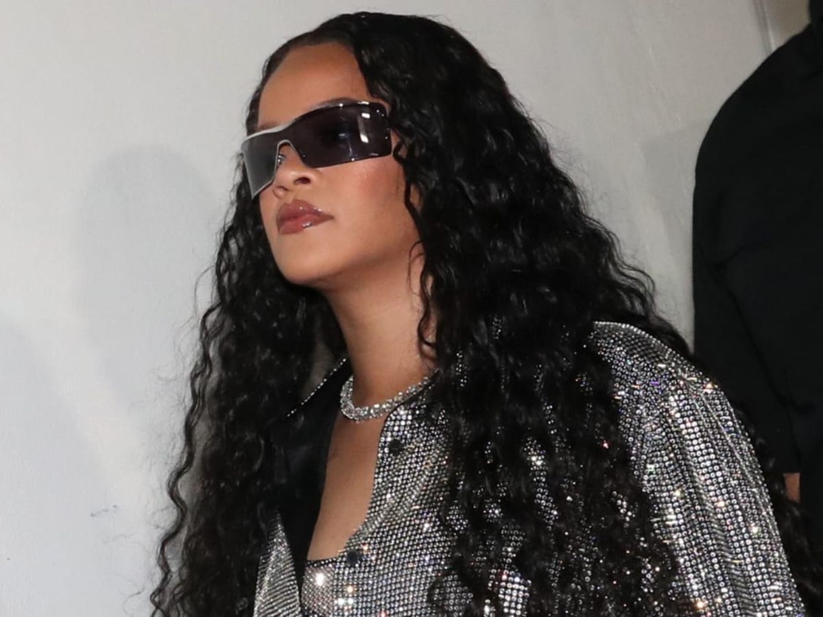 Rihanna Heads Out to Dinner After Skipping the BET Awards: Photo