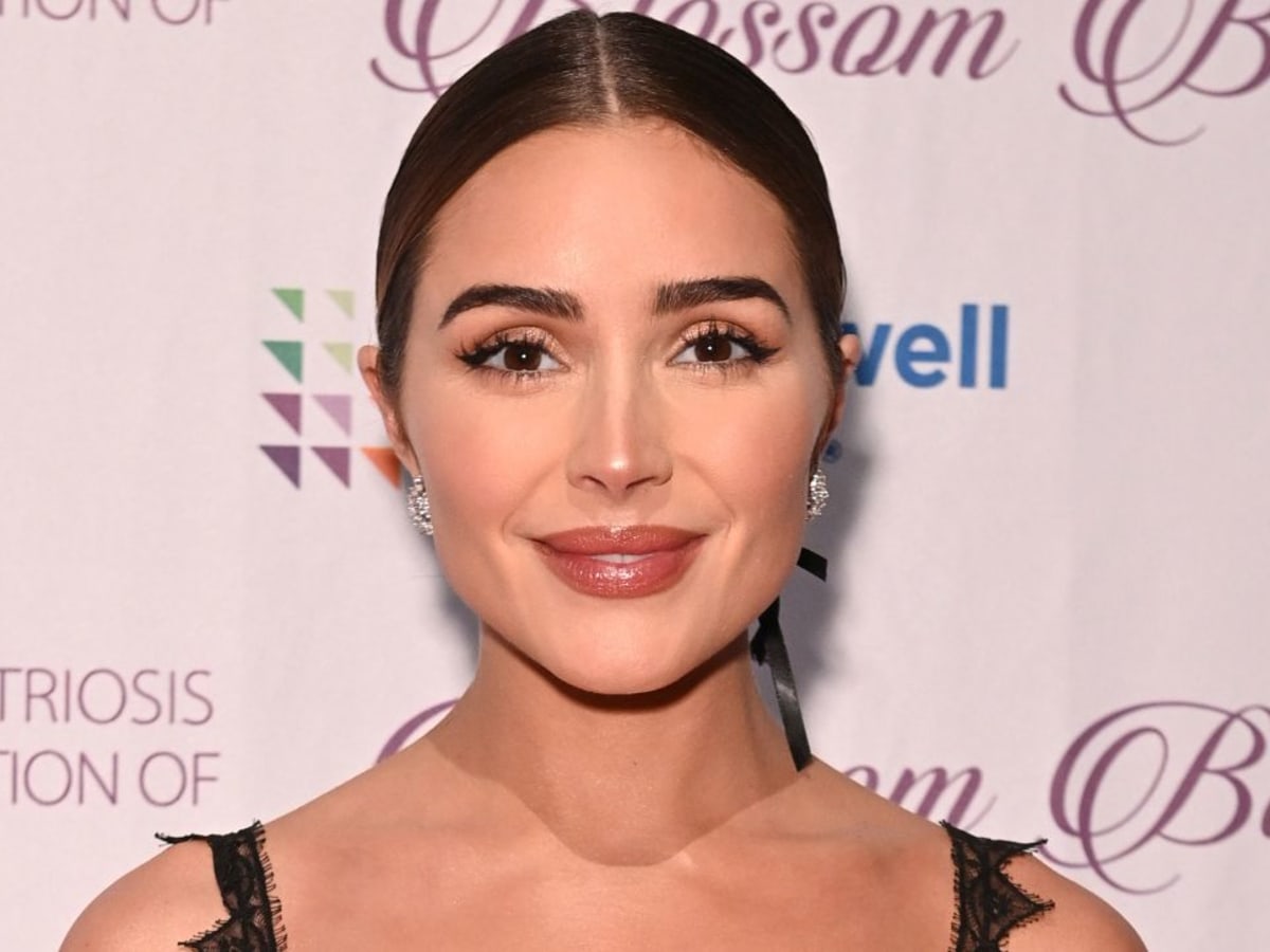 Olivia Culpo On 'Sports Illustrated Swimsuit' Cover In White Bikini –  Hollywood Life