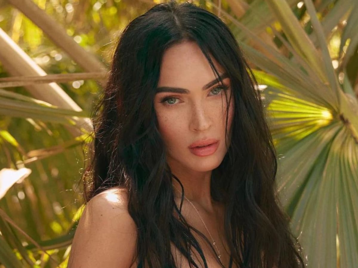 Megan Fox Wore Faux Freckles on the Cover of 'Sports Illustrated' - Get the  Look