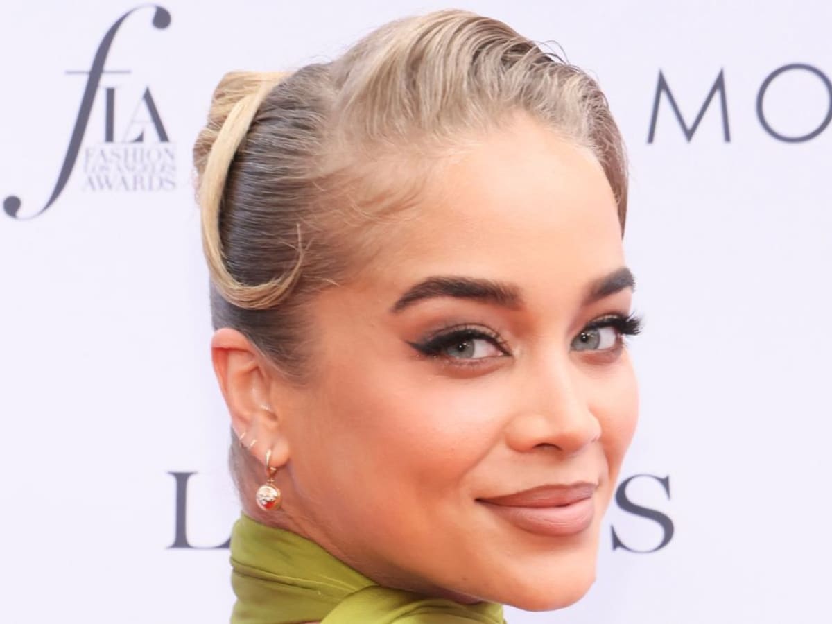 SI Swimsuit model Jasmine Sanders on her favorite workout routines,  embracing her curves: 'It's for me