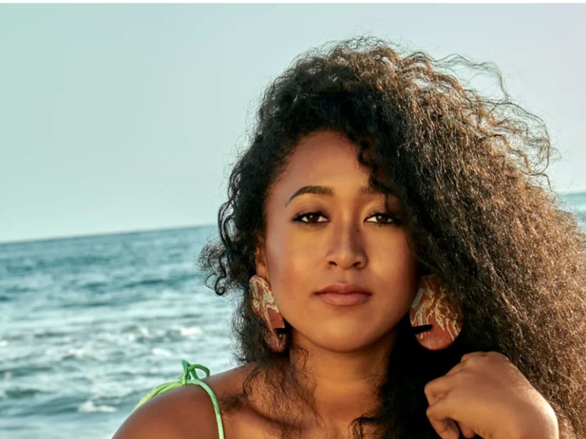 Naomi Osaka is all smiles as she strikes a pose during a photoshoot -  Photogallery