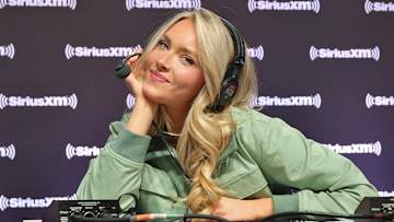 Camille Kostek. 