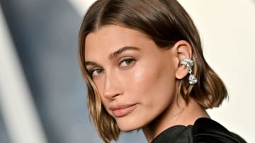 Hailey Bieber.