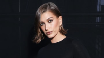 Hailey Bieber.