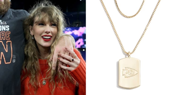 Taylor Swift and WEAR by Erin Andrews necklace Taylor Swift and WEAR by Erin Andrews necklace