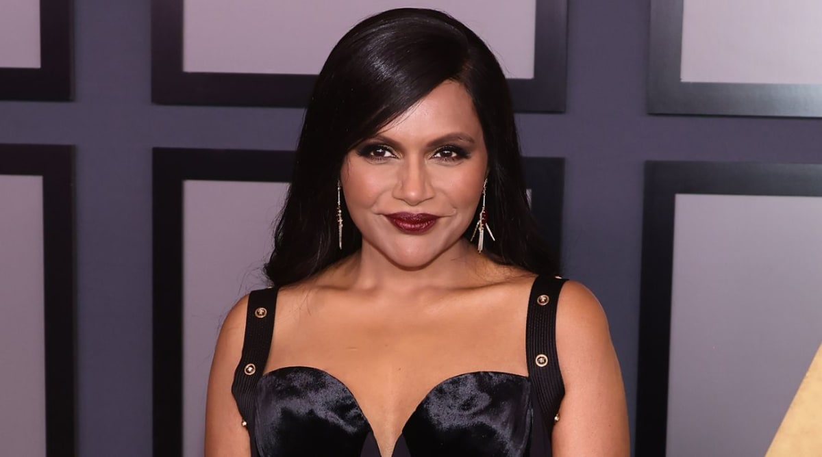 Mindy Kaling Shows Off Remarkable Transformation in a Gorgeous Mini Dress