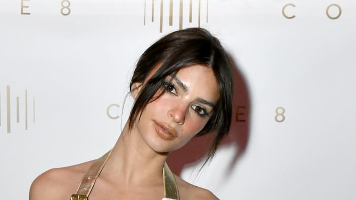 Emily Ratajkowski.