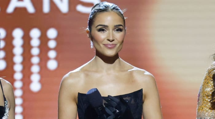 Olivia Culpo Sizzles as Miss Universe 2023 Cohost si_lifestyle