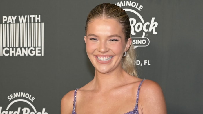 Prep for Miami Swim Week With 2023 SI Swimsuit Rookie Ellie Thumann ...