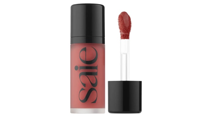 Saie blush in spicy