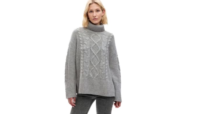 Gap cable knit sweater