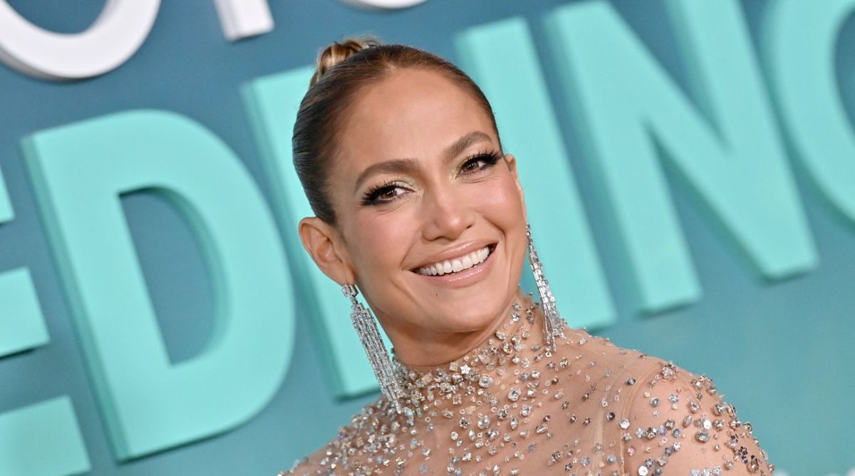 Jennifer Lopez Shares Throwback To Super Bowl Liv Halftime Show Performance Si Lifestyle