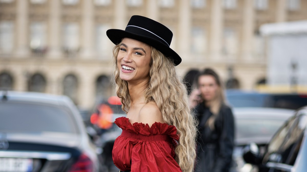 Here’s How Rose Bertram Spices Up the Classic White Tank and Jeans Look ...