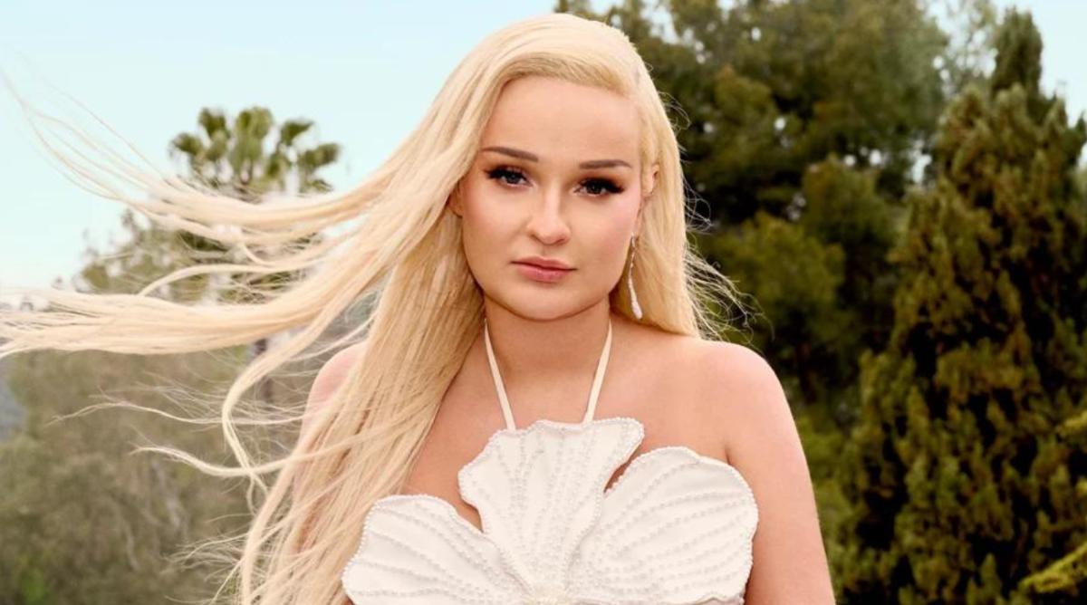 2023 SI Swimsuit Cover Model Kim Petras Says Posing for the Issue ...