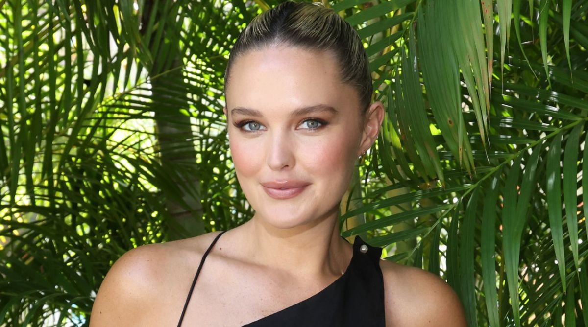 2023 SI Swimsuit Model Georgina Burke Steals the Show in Sequined Black ...