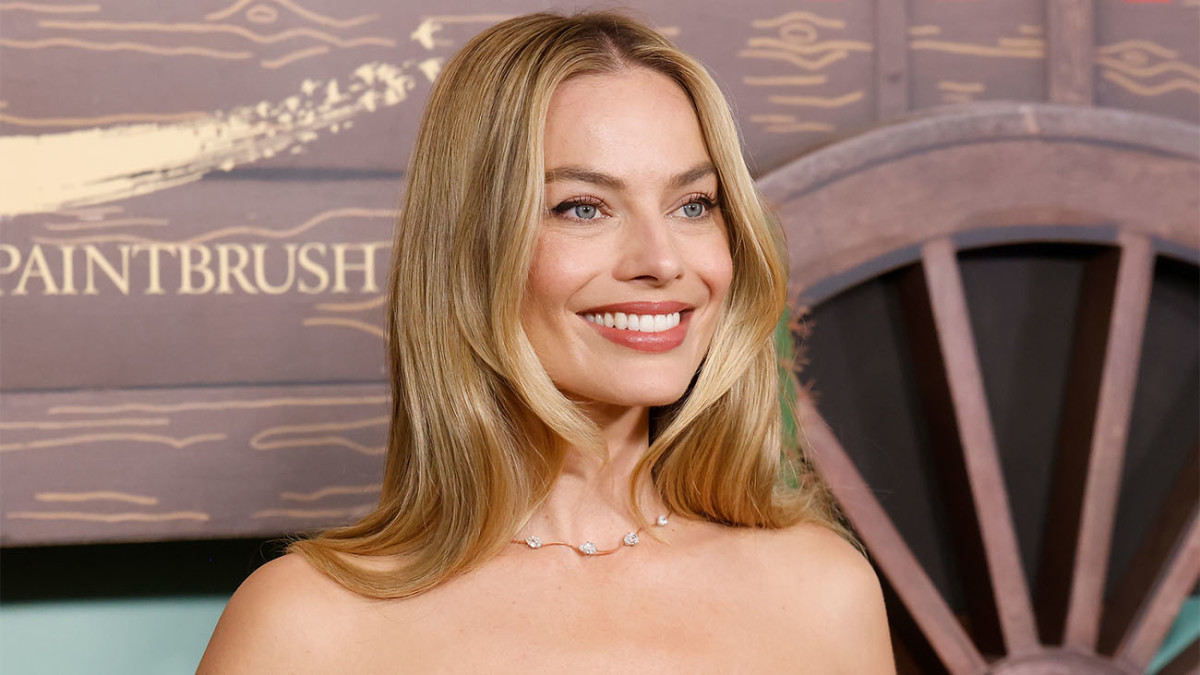 Margot Robbie Had a Special, Unexpected Request Before Signing on to ...