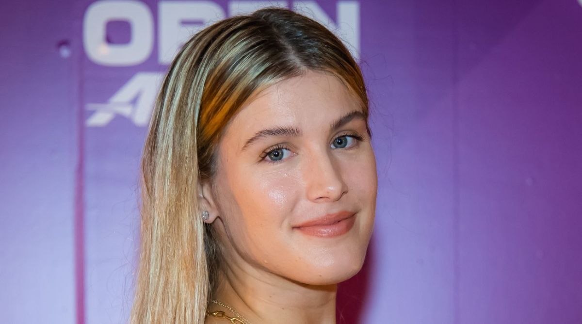 Genie Bouchard Shows Off Toned Abs In Vacation Photos From Turks And