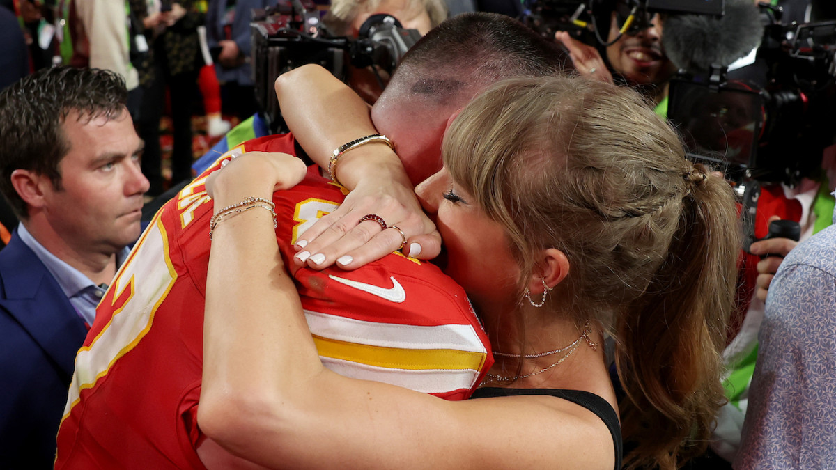 Travis Kelce and Taylor Swift