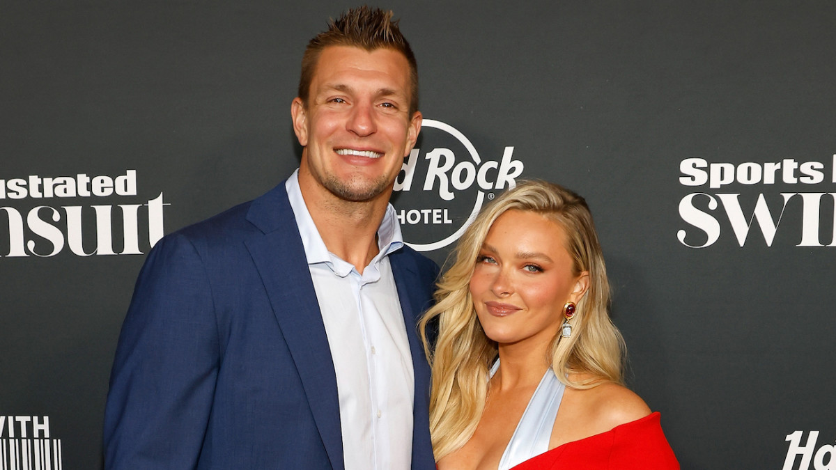 Rob Gronkowski's girlfriend Camille Kostek update