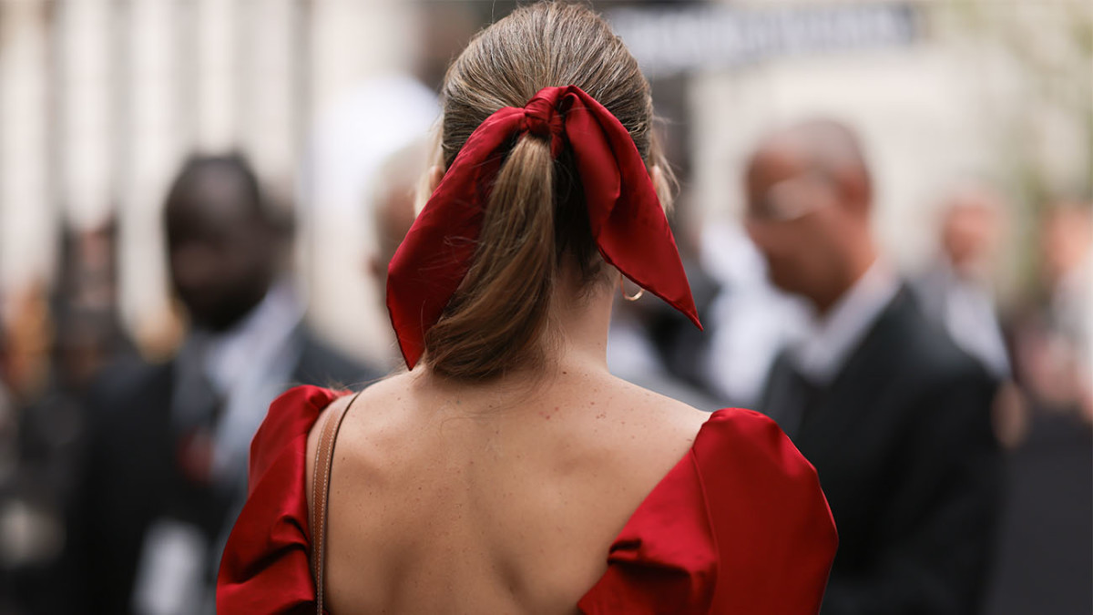 Elevated hairstyle for fall.