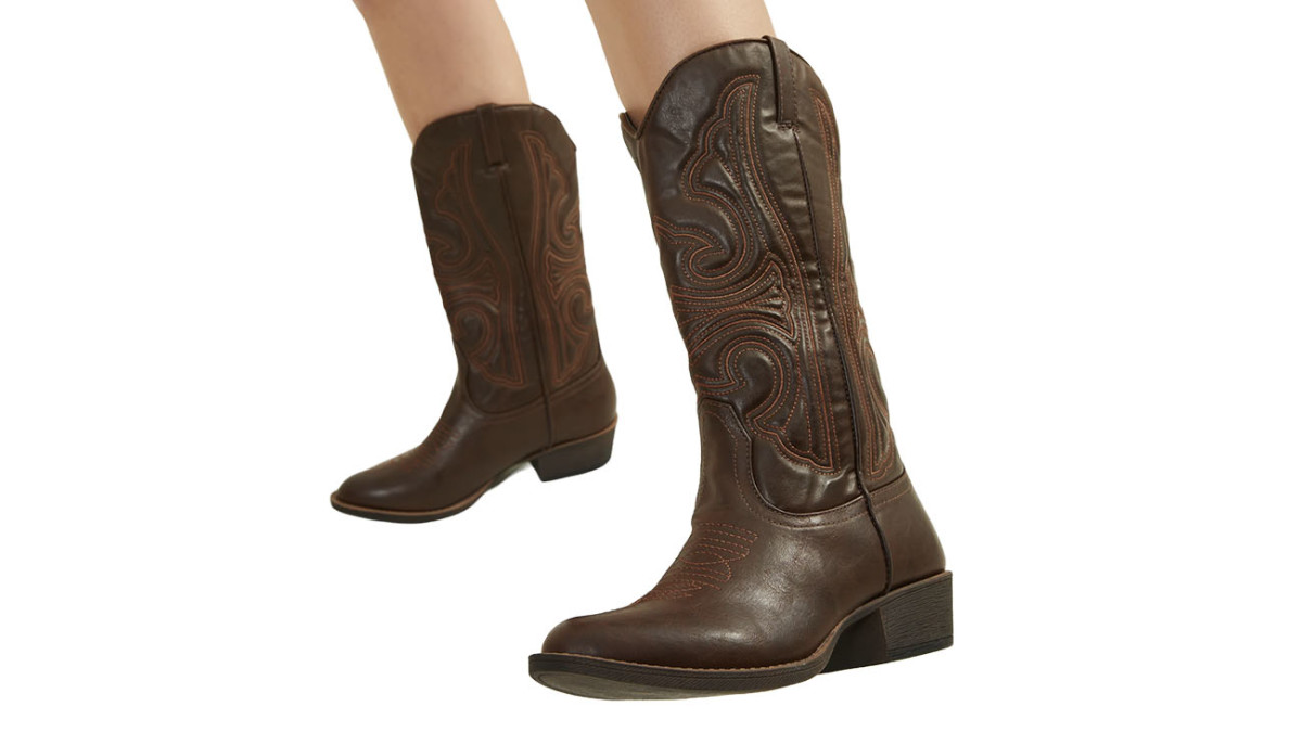 dark brown cowboy boots