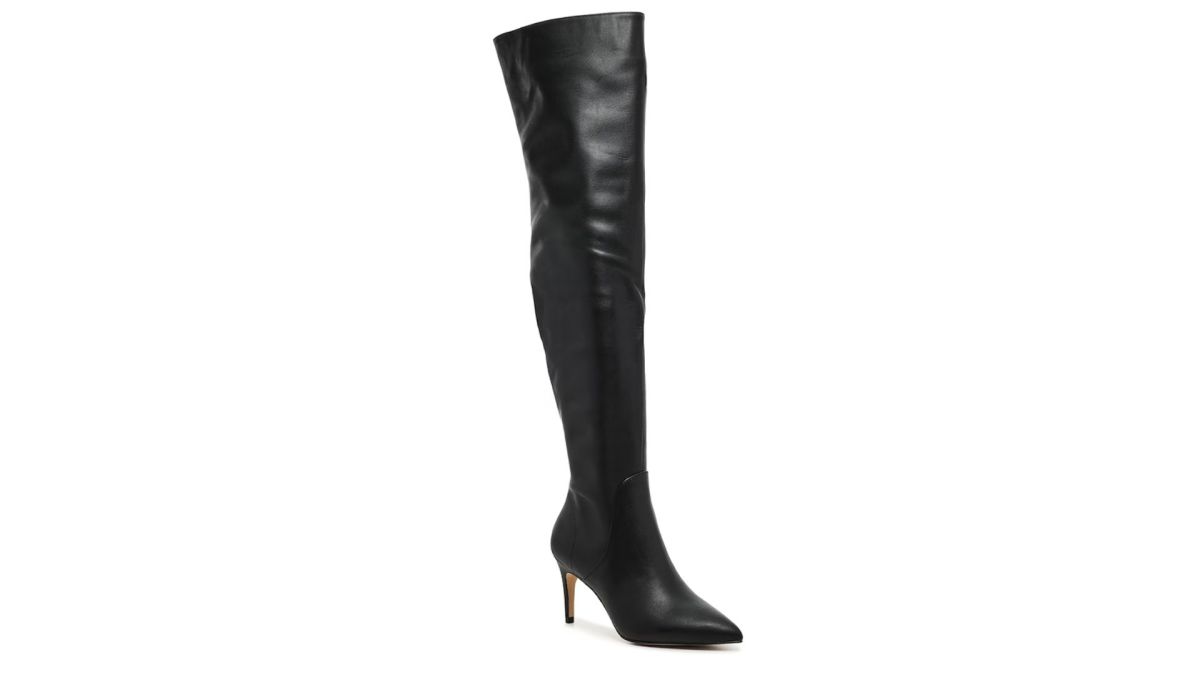 Zendaya Loves This Trendy Fall Leather Boot: Get Your Own Pair Here si ...